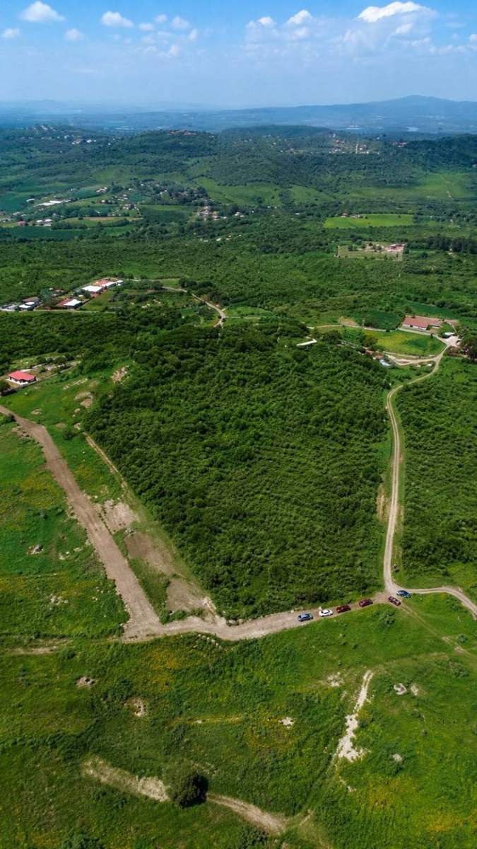 Lotes y montaña en Manantial del Valle